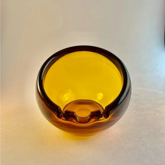 Vintage Mid-Century Modern Viking Glass Amber Orb Ashtray - Picture 3 of 4